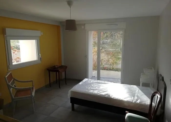 Familiale Au Calme Adaptee Pmr *